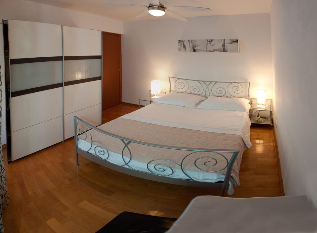 Residence Apartments Anamaria Podstrana Ngoại thất bức ảnh
