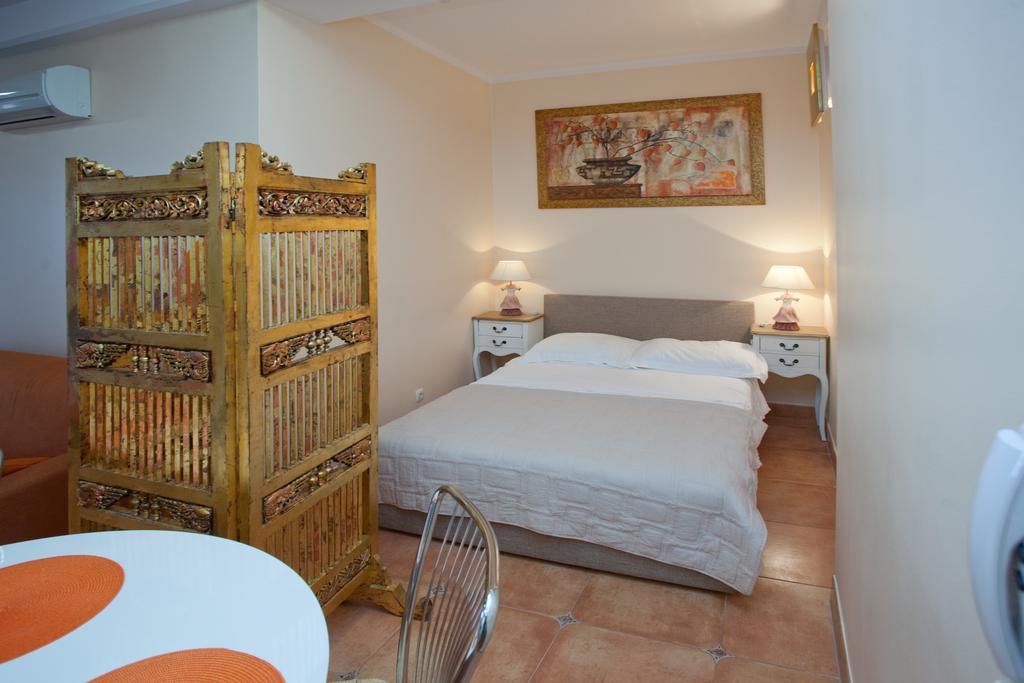 Residence Apartments Anamaria Podstrana Ngoại thất bức ảnh