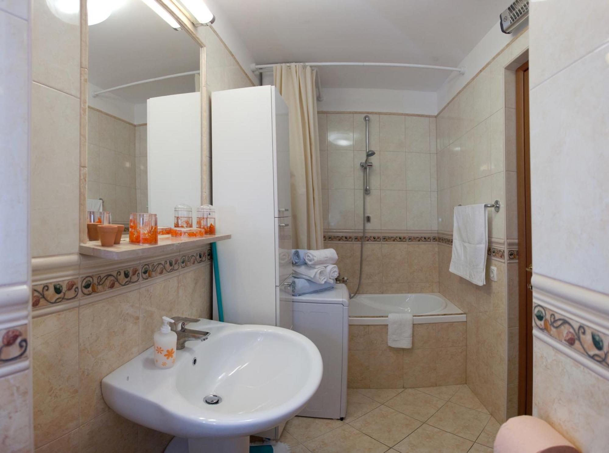 Residence Apartments Anamaria Podstrana Ngoại thất bức ảnh